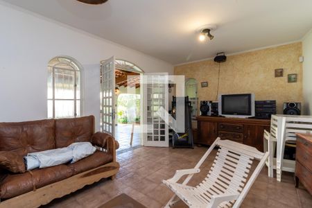 Casa à venda com 300m², 5 quartos e 3 vagasSalão de Festas