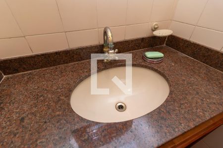 Casa à venda com 300m², 5 quartos e 3 vagasLavabo