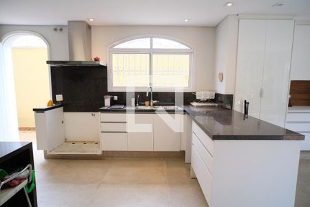 Casa à venda com 360m², 3 quartos e 4 vagasCozinha