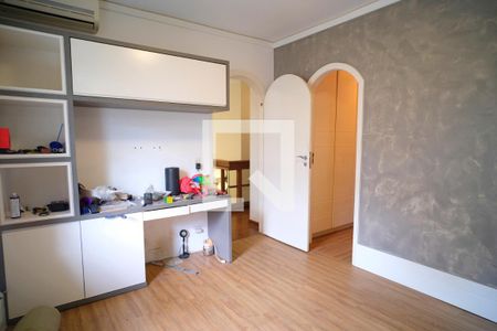 Casa à venda com 360m², 3 quartos e 4 vagasQuarto 3 - Suíte