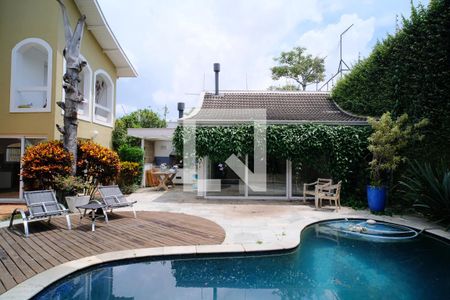 Casa à venda com 360m², 3 quartos e 4 vagasQuintal