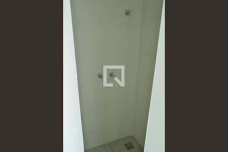 Apartamento à venda com 62m², 2 quartos e 1 vaga Apartamento à venda com 62m², 2 quartos e 1 vagaBanheiro