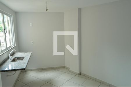 Apartamento à venda com 75m², 2 quartos e 1 vaga Apartamento à venda com 75m², 2 quartos e 1 vagaCozinha