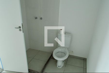 Apartamento à venda com 75m², 2 quartos e 1 vaga Apartamento à venda com 75m², 2 quartos e 1 vagaBanheiro da Suíte