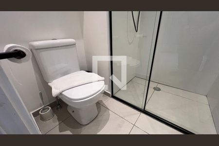 Studio à venda com 28m², 1 quarto e sem vaga Studio à venda com 28m², 1 quarto e sem vagaBanheiro