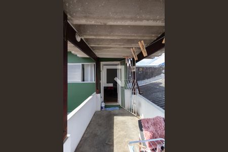 Casa à venda com 300m², 2 quartos e 4 vagas Casa à venda com 300m², 2 quartos e 4 vagasCasa 1 Área de Serviço