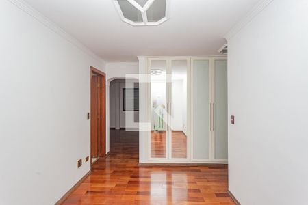 Apartamento à venda com 750m², 4 quartos e 6 vagas Apartamento à venda com 750m², 4 quartos e 6 vagasCloset do quarto 4