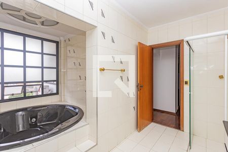 Apartamento à venda com 750m², 4 quartos e 6 vagas Apartamento à venda com 750m², 4 quartos e 6 vagasBanheiro da Suíte 4