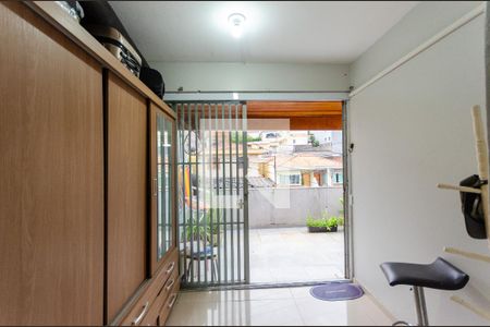 Casa à venda com 240m², 3 quartos e 2 vagas Casa à venda com 240m², 3 quartos e 2 vagasSuíte