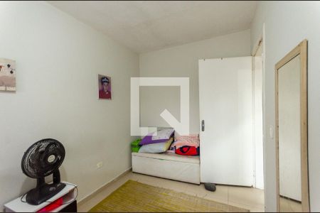 Casa à venda com 240m², 3 quartos e 2 vagas Casa à venda com 240m², 3 quartos e 2 vagasQuarto 2