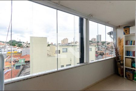 Casa à venda com 240m², 3 quartos e 2 vagas Casa à venda com 240m², 3 quartos e 2 vagasSacada quarto 1