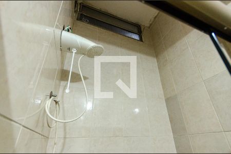 Casa à venda com 240m², 3 quartos e 2 vagas Casa à venda com 240m², 3 quartos e 2 vagasBanheiro