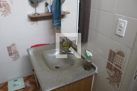 Casa à venda com 108m², 2 quartos e 2 vagasBanheiro 2