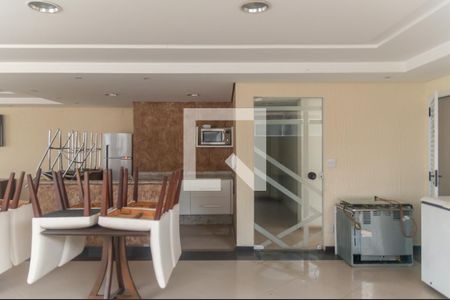 Apartamento à venda com 133m², 2 quartos e 4 vagas Apartamento à venda com 133m², 2 quartos e 4 vagasÁrea comum - Salão de festas