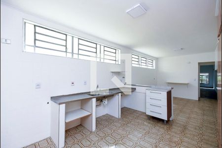 Casa à venda com 172m², 2 quartos e 2 vagas Casa à venda com 172m², 2 quartos e 2 vagasCozinha