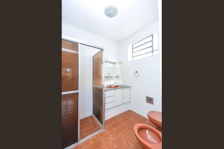 Casa à venda com 172m², 2 quartos e 2 vagas Casa à venda com 172m², 2 quartos e 2 vagasBanheiro 2