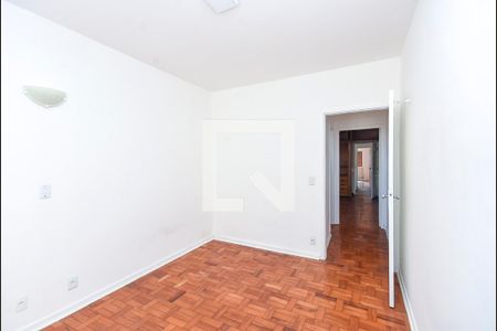 Casa à venda com 172m², 2 quartos e 2 vagas Casa à venda com 172m², 2 quartos e 2 vagasQuarto