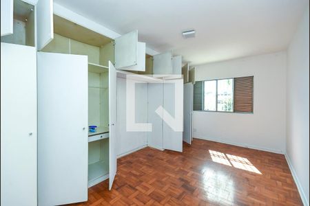 Casa à venda com 172m², 2 quartos e 2 vagas Casa à venda com 172m², 2 quartos e 2 vagasQuarto 3