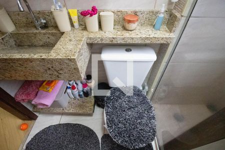 Apartamento à venda com 55m², 2 quartos e 1 vaga Apartamento à venda com 55m², 2 quartos e 1 vagaBanheiro