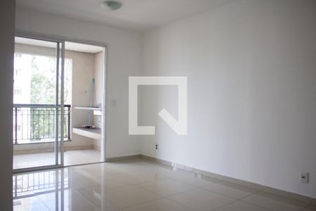 Sala de apartamento para alugar com 3 quartos, 70m² em Vila Suzana, São Paulo