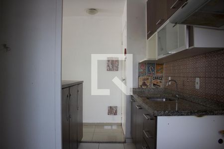Cozinha de apartamento para alugar com 3 quartos, 70m² em Vila Suzana, São Paulo