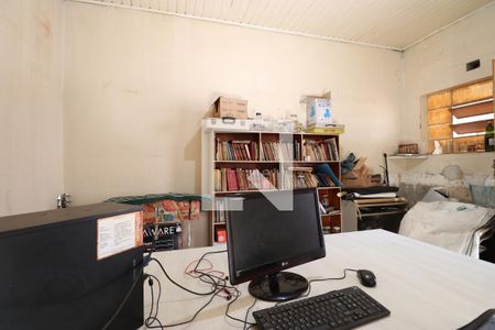 Casa à venda com 300m², 3 quartos e 5 vagasEscritório