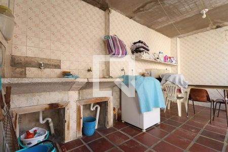 Casa à venda com 300m², 3 quartos e 5 vagasÁrea de Serviço