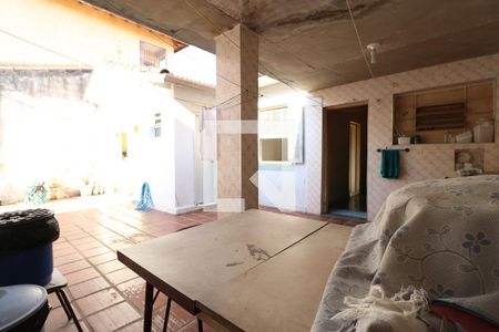 Casa à venda com 300m², 3 quartos e 5 vagasQuintal