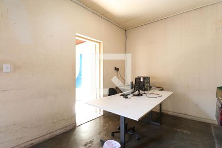 Casa à venda com 300m², 3 quartos e 5 vagasEscritório