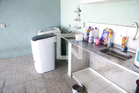 Casa à venda com 350m², 4 quartos e 1 vagaÁrea de Serviço