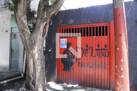 Casa à venda com 350m², 4 quartos e 1 vagaFachada