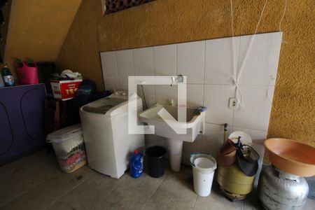 Casa à venda com 260m², 5 quartos e 2 vagasÁrea de serviço