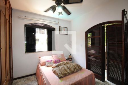 Casa à venda com 260m², 5 quartos e 2 vagasSuíte 2