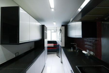 Apartamento à venda com 135m², 3 quartos e 2 vagasCozinha