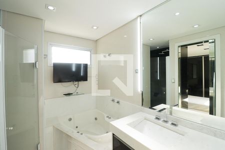 Apartamento à venda com 135m², 3 quartos e 2 vagasBanheiro da Suíte