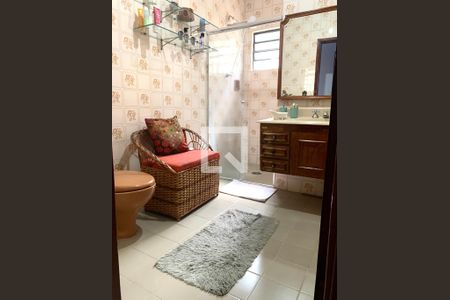 Casa à venda com 140m², 3 quartos e 2 vagas Casa à venda com 140m², 3 quartos e 2 vagasBanheiro da Suíte 1