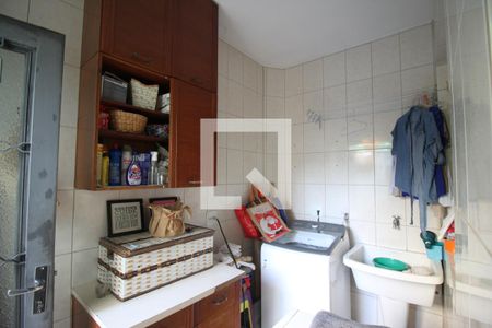 Casa à venda com 140m², 3 quartos e 2 vagasÁrea de Serviço