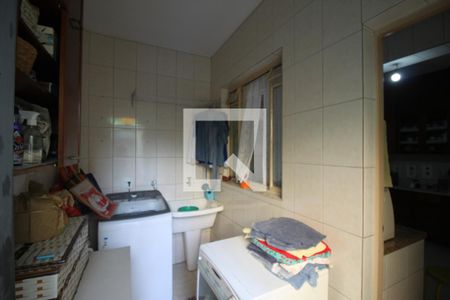 Casa à venda com 140m², 3 quartos e 2 vagasÁrea de serviço