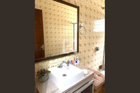 Casa à venda com 140m², 3 quartos e 2 vagas Casa à venda com 140m², 3 quartos e 2 vagasBanheiro da Suíte 1