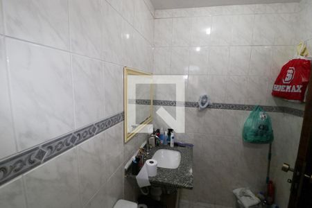 Casa à venda com 220m², 3 quartos e 1 vaga Casa à venda com 220m², 3 quartos e 1 vagaBanheiro da Suíte