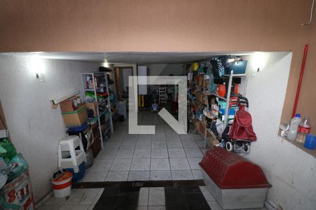 Casa à venda com 220m², 3 quartos e 1 vaga Casa à venda com 220m², 3 quartos e 1 vagaGaragem