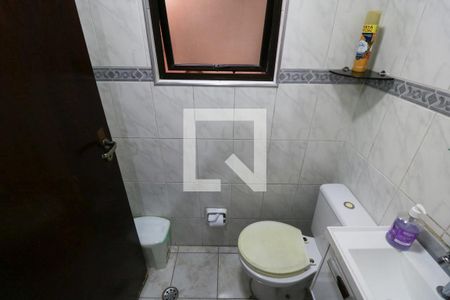 Casa à venda com 220m², 3 quartos e 1 vaga Casa à venda com 220m², 3 quartos e 1 vagaLavabo