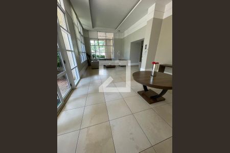 Apartamento à venda com 116m², 3 quartos e 2 vagas Apartamento à venda com 116m², 3 quartos e 2 vagasHall social