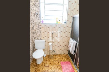 Casa à venda com 137m², 2 quartos e 2 vagas Casa à venda com 137m², 2 quartos e 2 vagasBanheiro