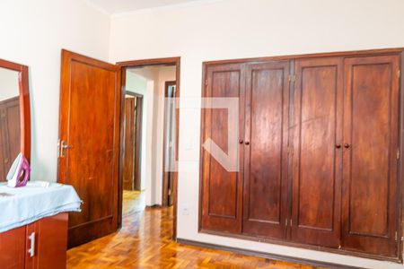 Casa à venda com 137m², 2 quartos e 2 vagas Casa à venda com 137m², 2 quartos e 2 vagasQuarto 2