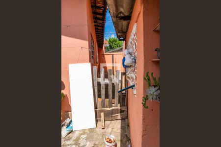 Casa à venda com 137m², 2 quartos e 2 vagas Casa à venda com 137m², 2 quartos e 2 vagasQuintal