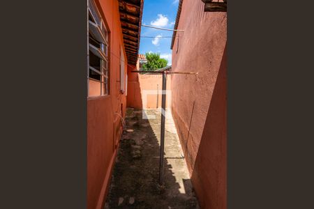 Casa à venda com 137m², 2 quartos e 2 vagas Casa à venda com 137m², 2 quartos e 2 vagasQuintal