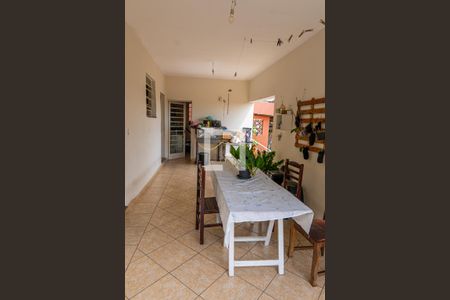 Casa à venda com 137m², 2 quartos e 2 vagas Casa à venda com 137m², 2 quartos e 2 vagasGaragem