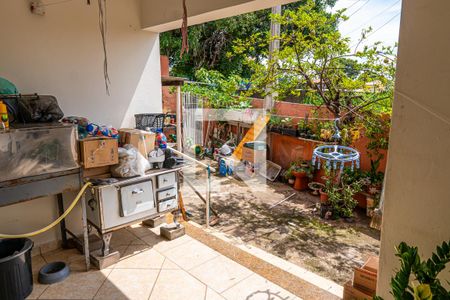 Casa à venda com 137m², 2 quartos e 2 vagas Casa à venda com 137m², 2 quartos e 2 vagasGaragem