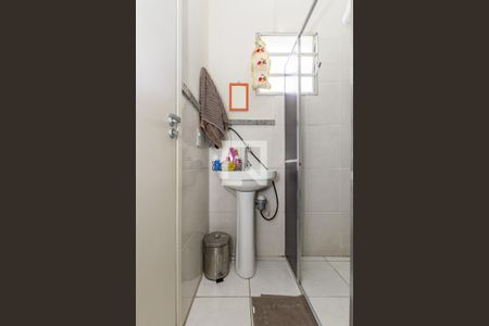 Apartamento à venda com 238m², 5 quartos e 3 vagas Apartamento à venda com 238m², 5 quartos e 3 vagasBanheiro da Suíte 2